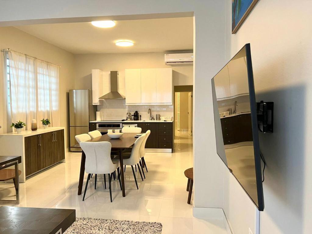 Luxurious Beachside 3-Br Apt San Juan Exterior foto